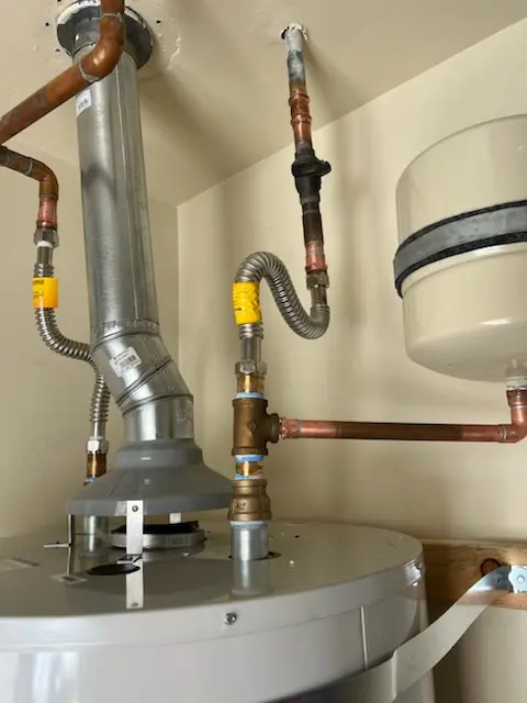 Water heater installation and plumbing repair in River Glen